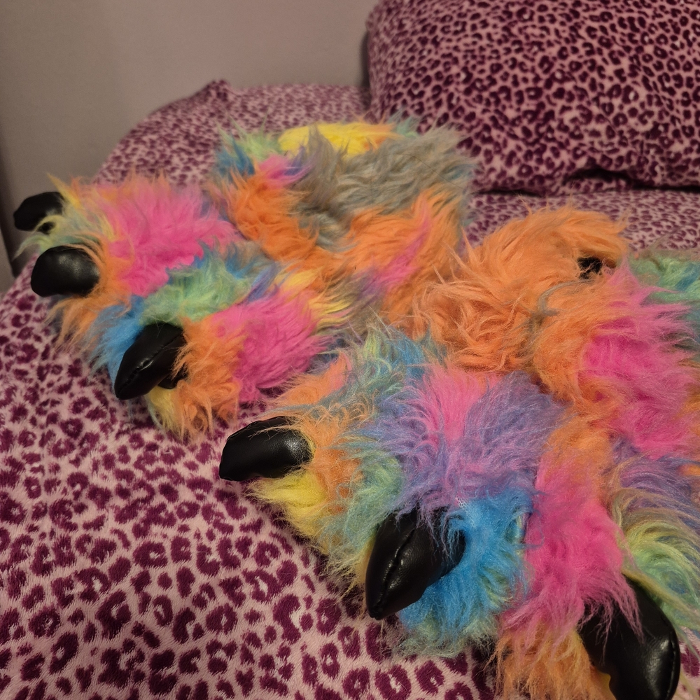 Colorful Furry Claw Slippers